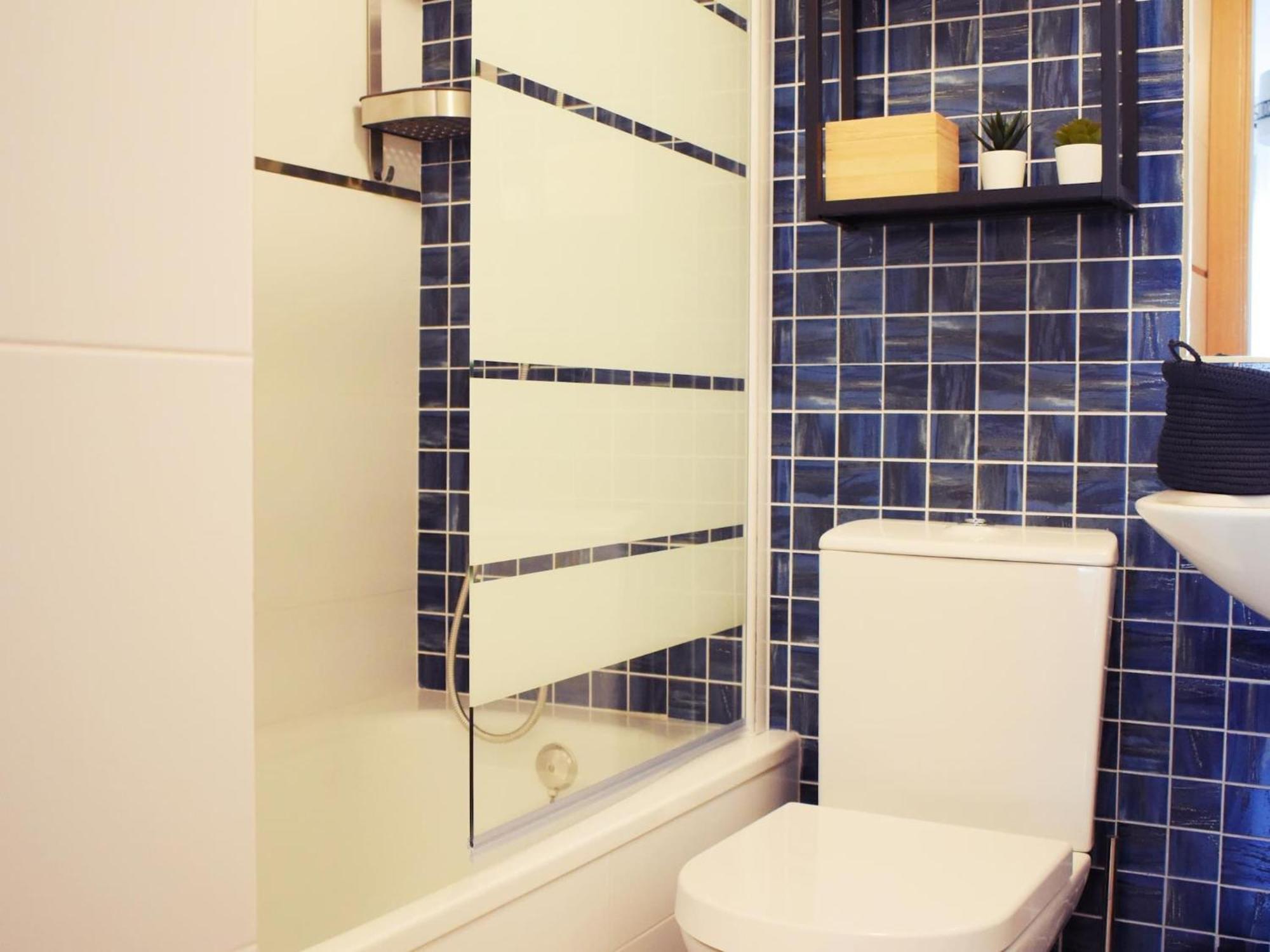Tranquilo Apartamento Cerca Del Centro Historico Málaga Exteriör bild